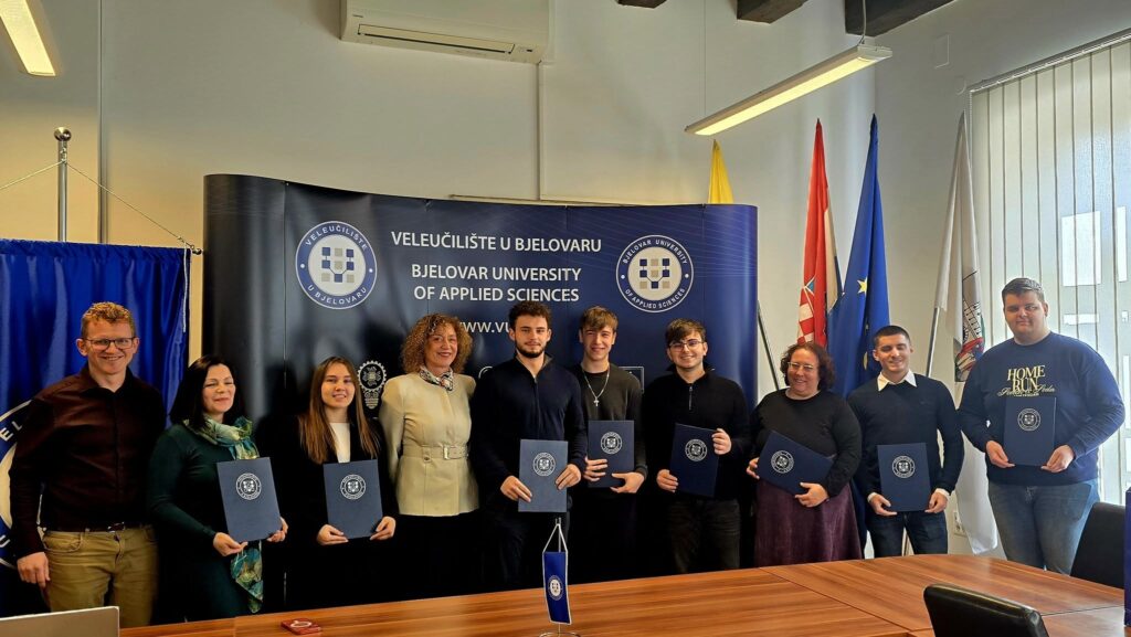 Veleučilište u Bjelovaru dodijelilo Dekanove nagrade najuspješnijim studentima veleuciliste bj 3