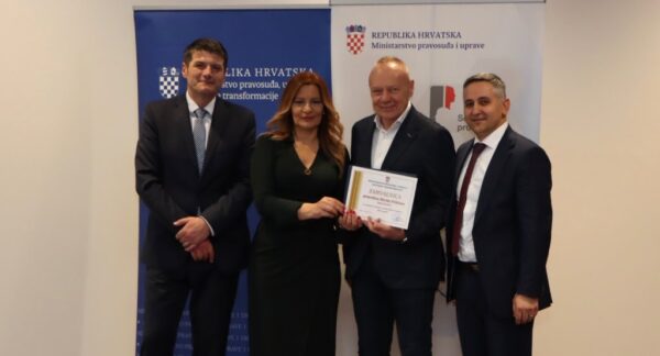 648663576 1367927408694154 7600918734824833479 n