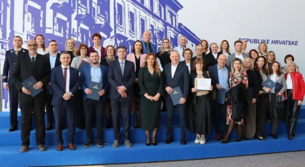 649382736 1367927585360803 7066096226636983088 n