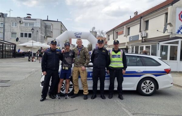 70d81f55 6789 4d32 8e01 fa601fa48511