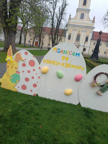 uskrs komunalac ukrasi vandali 1