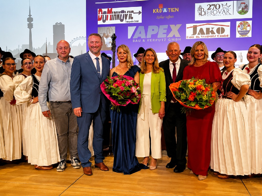 Bjelovar se predstavio u Münchenu: Wellovar i jubilarna Terezijana oduševili Hrvate i Nijemce 2026 06 08 bjelovar munchen 1 1