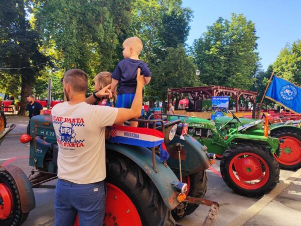oldtimer traktori terezijana 2026 2