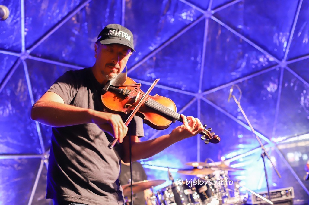 Bjelovar uživao u drugoj večeri Jazzice: Nakon sjajnih nastupa slijedi veliko festivalsko finale 2026 07 04 jazzica 22
