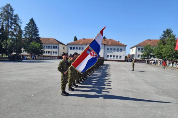7. hrvatski kontingent odlazak Litva vojarna Bjelovar 2026 5