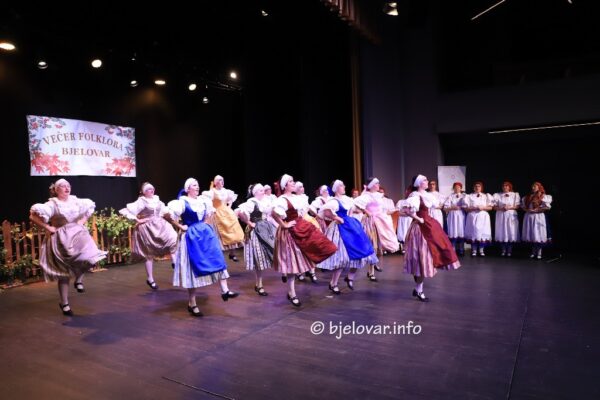 2026 10 04 vecerfolklora 109