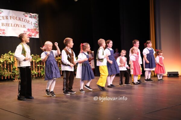 2026 10 04 vecerfolklora 28