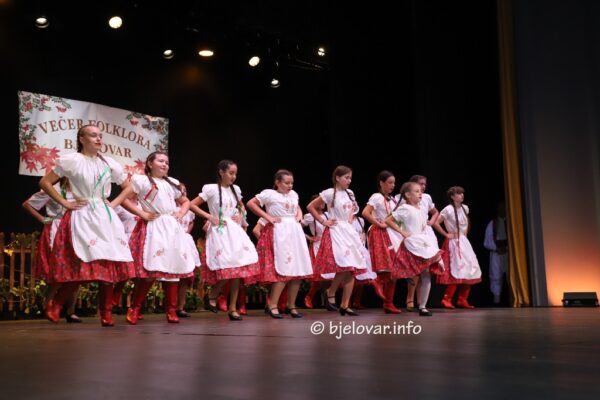 2026 10 04 vecerfolklora 47